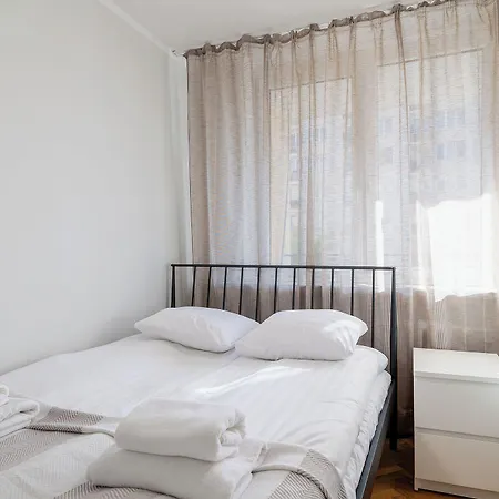 Rentplanet - Platynowa Warschau