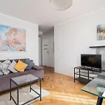 아파트 Rentplanet - Platynowa 바르샤바